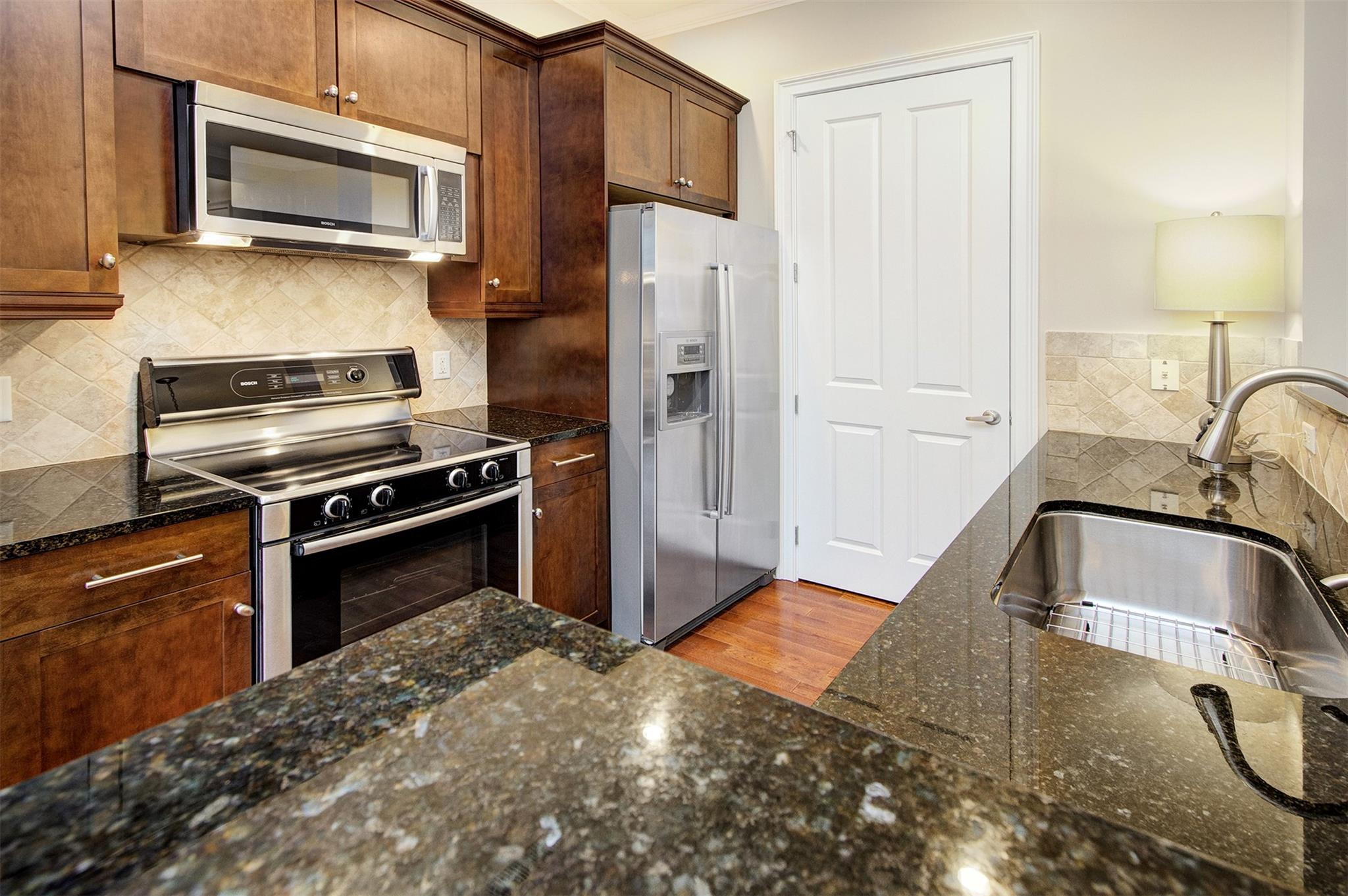 5425 Closeburn Road, Unit 308 Charlotte, NC 28210 - Photo 10 of 35 Gallery Image 10