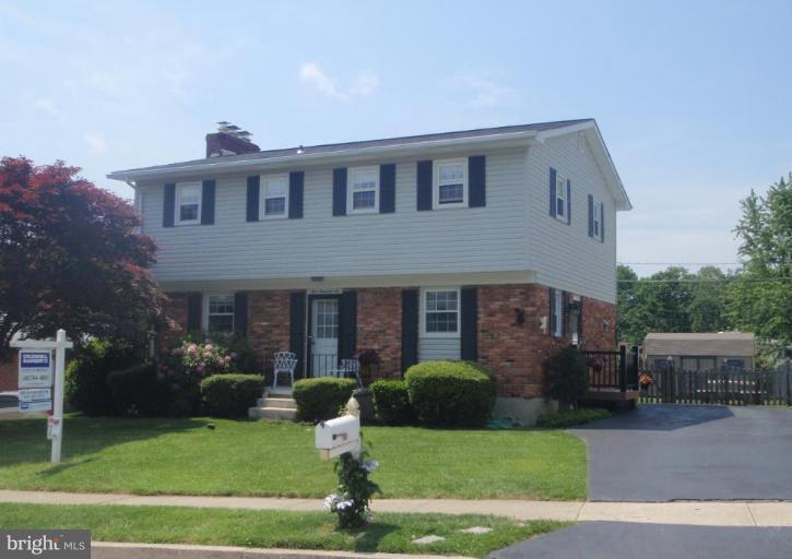 406 Neepier Road Catonsville, MD 21228 - Photo 1 of 25 Exterior (Main)