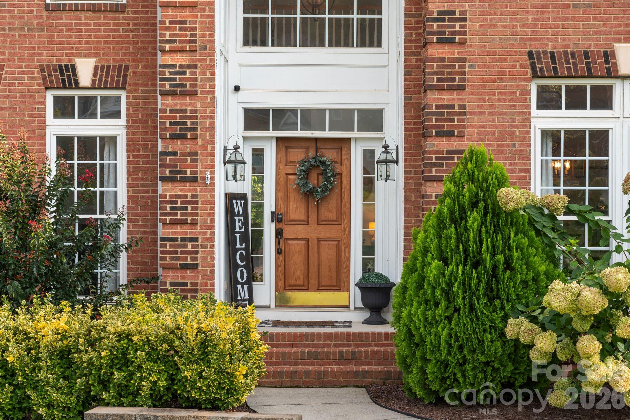 152 Melbourne Drive Fort Mill, SC 29708 - Photo 3 of 42 Gallery Image 3