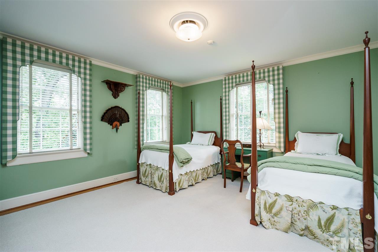 3303 White Oak Road Raleigh, NC 27609 - Photo 15 of 25