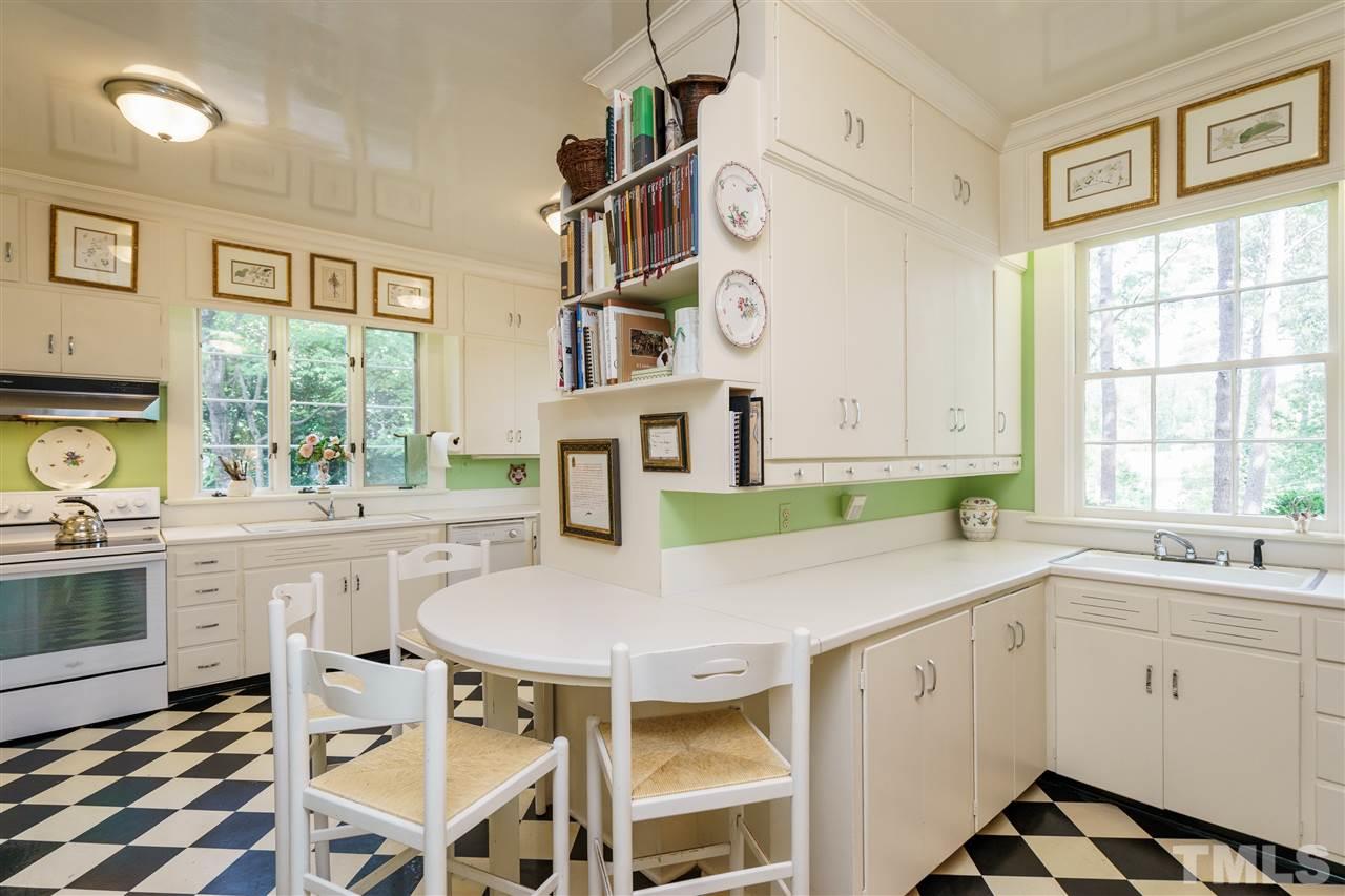 3303 White Oak Road Raleigh, NC 27609 - Photo 10 of 25