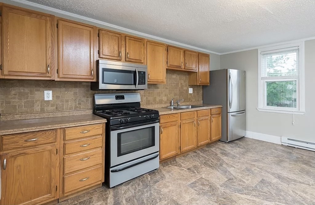 292 Eustis Street Boston, MA 02119 - Photo 4 of 15