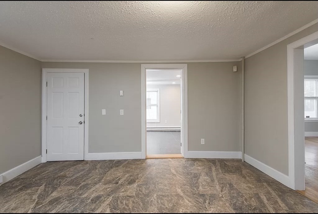 292 Eustis Street Boston, MA 02119 - Photo 5 of 15