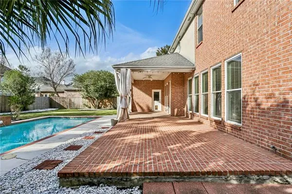 $679,900 | 4413 Rue Pl Pontchartrain, Kenner, LA 70065