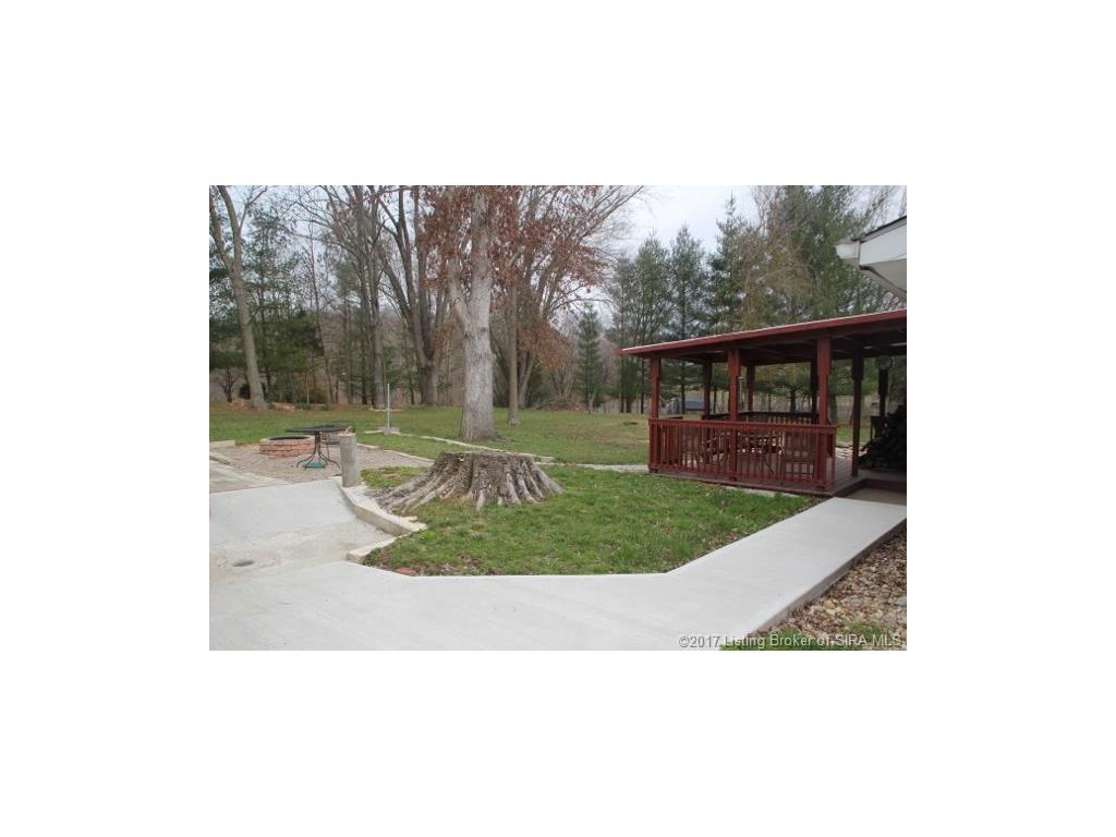 5520 South State Road Pekin, IN 47165 - Photo 3 of 51 Gallery Image 3
