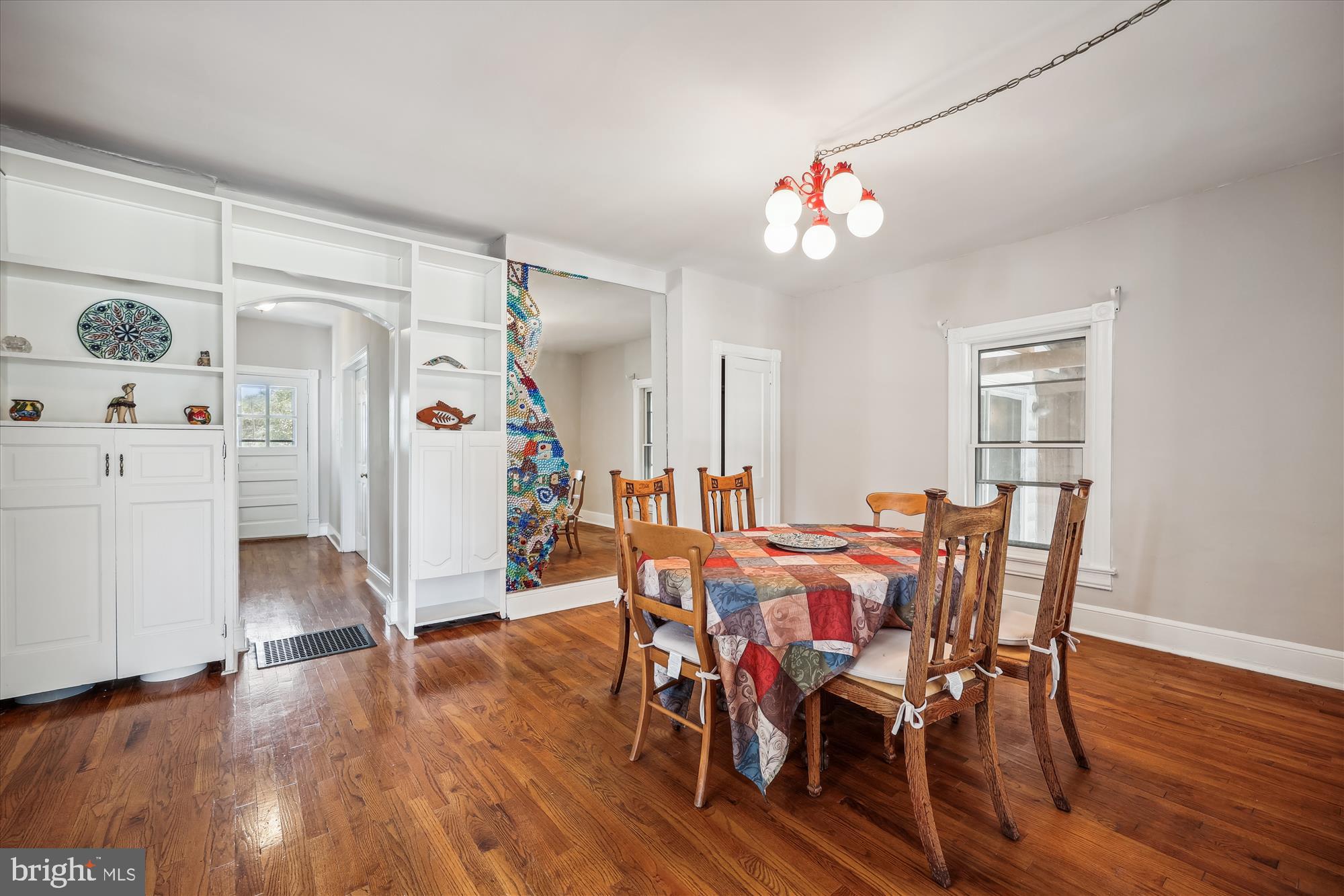 637 Ritchie Avenue Silver Spring, MD 20910 - Photo 17 of 38 Dining Room In Center Of Home