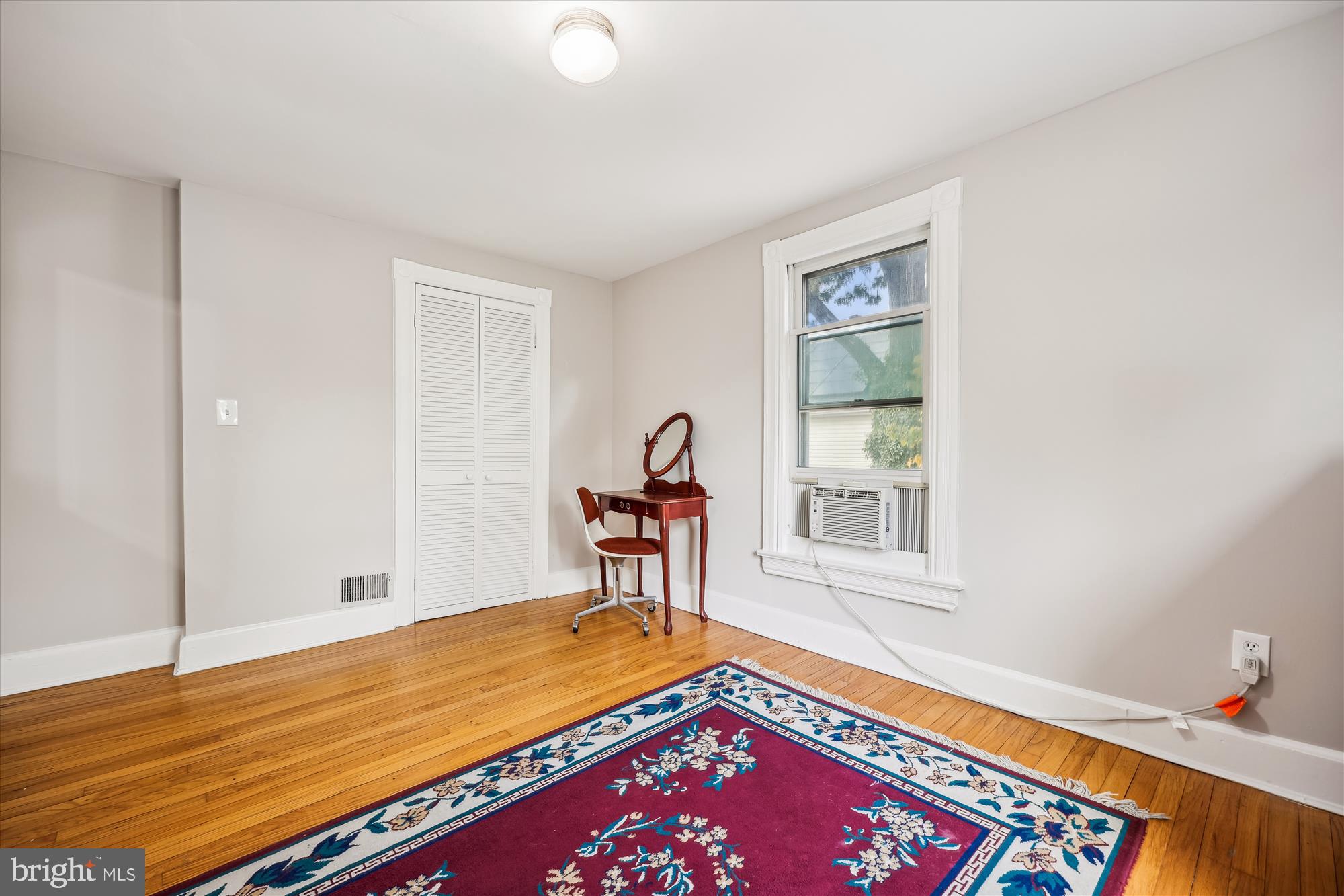 637 Ritchie Avenue Silver Spring, MD 20910 - Photo 24 of 38 Bedroom #3 With Ceiling Light