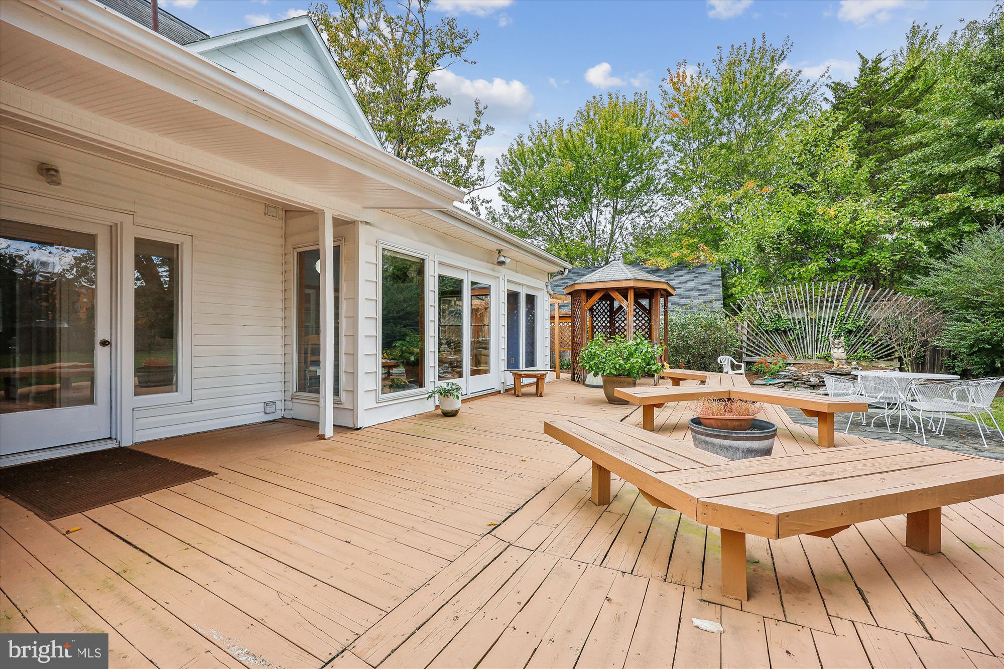 637 Ritchie Avenue Silver Spring, MD 20910 - Photo 31 of 38 Built In Seating on Deck Area