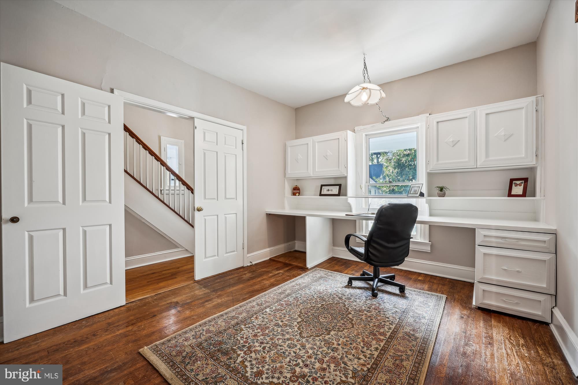 637 Ritchie Avenue Silver Spring, MD 20910 - Photo 5 of 38 Home Office With Built-In Desk