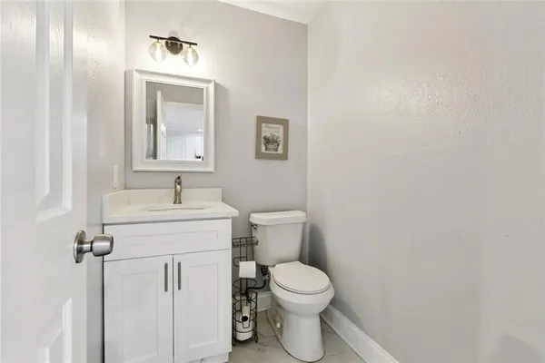 $275,000 | 3844 Red Bud Lane, Harvey, LA 70058