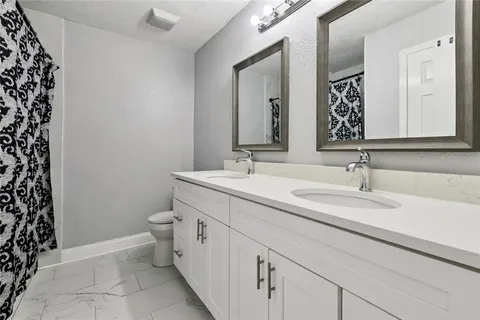 $275,000 | 3844 Red Bud Lane, Harvey, LA 70058