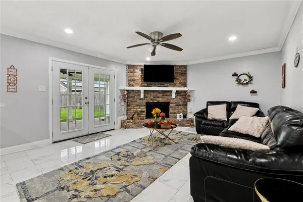 $275,000 | 3844 Red Bud Lane, Harvey, LA 70058