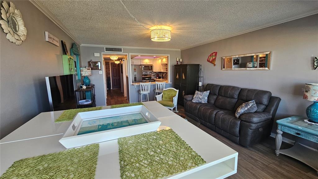 4575 Cove Circle, Unit 1105 St. Petersburg, FL 33708 - Photo 20 of 40