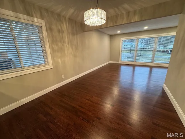 $499,900 | 701 Fernview Drive, Creve Coeur, MO 63141