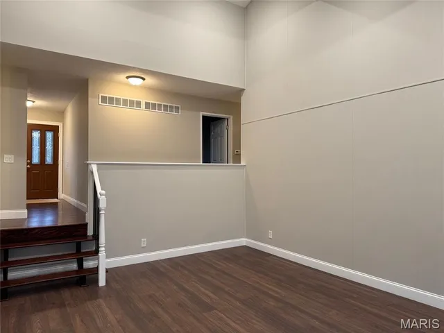 $499,900 | 701 Fernview Drive, Creve Coeur, MO 63141