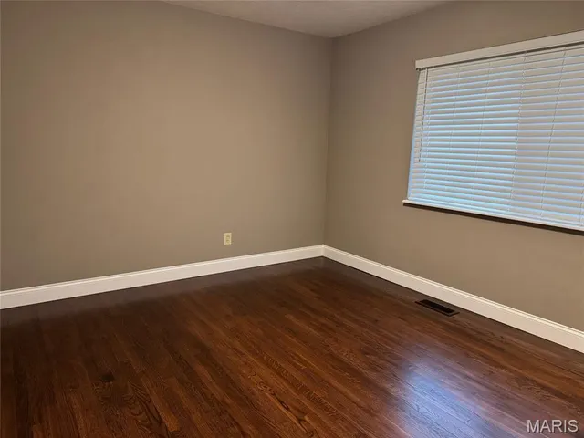 $499,900 | 701 Fernview Drive, Creve Coeur, MO 63141