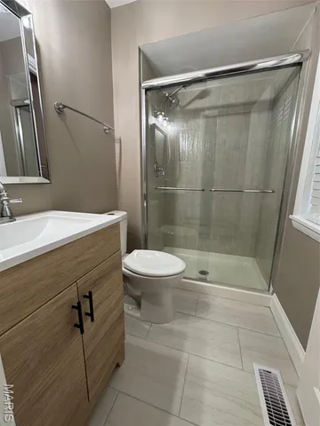 $499,900 | 701 Fernview Drive, Creve Coeur, MO 63141