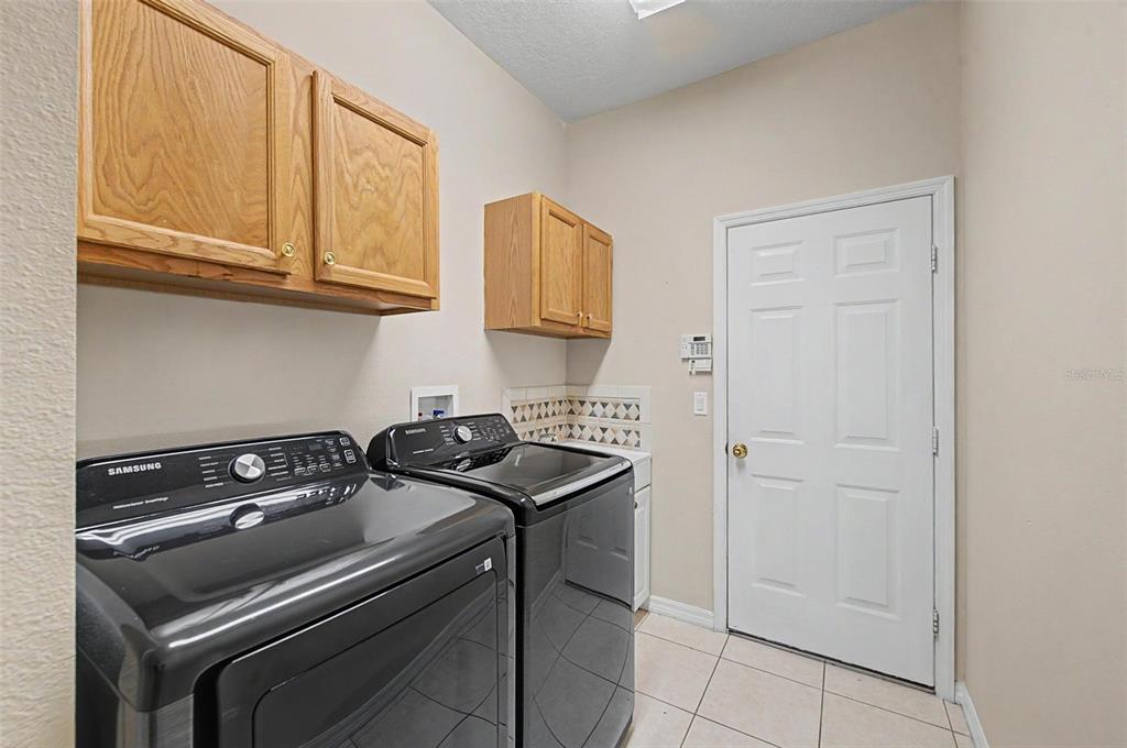 2811 Ravendale Lane Holiday, FL 34691 - Photo 24 of 37