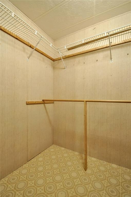 42 Valley View Drive Washington, PA 15301 - Photo 28 of 49 The master bedroom walk in closet, It is huge