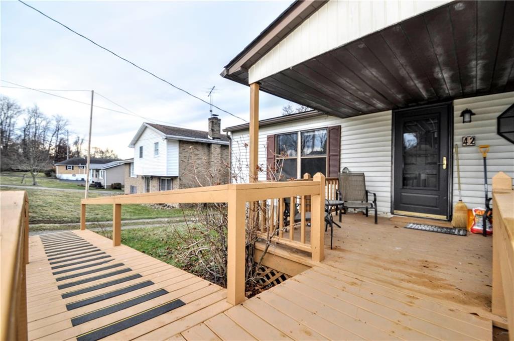 42 Valley View Drive Washington, PA 15301 - Photo 5 of 49 Gallery Image 5