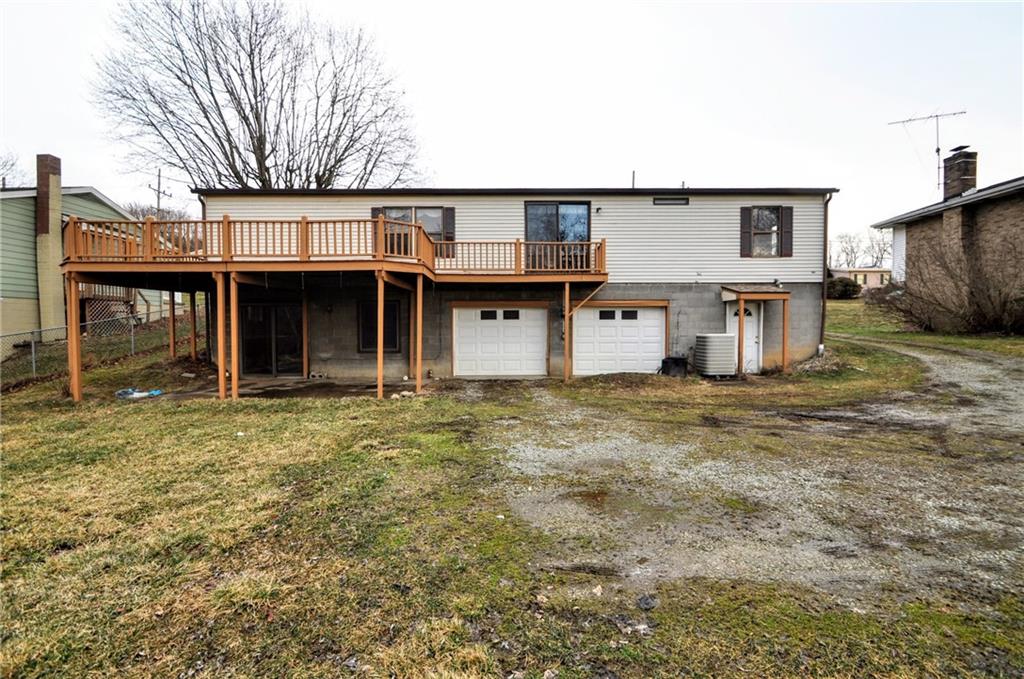 42 Valley View Drive Washington, PA 15301 - Photo 6 of 49 The back of the home showing the 2 car garage and huge deck