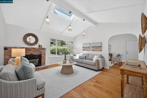 $1,195,000 | 1882 Camino Pablo, Moraga, CA 94556