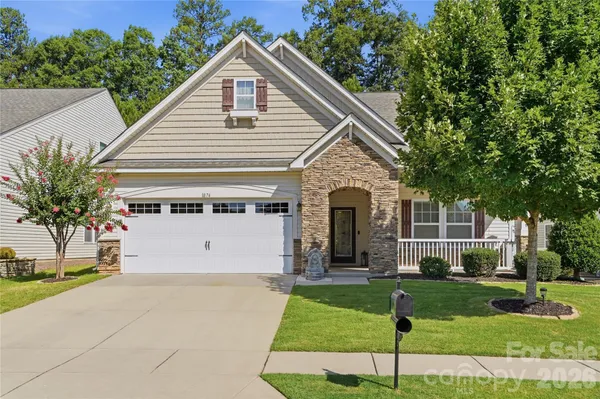 $605,000 | 1874 Larkspur Way, Tega Cay, SC 29708