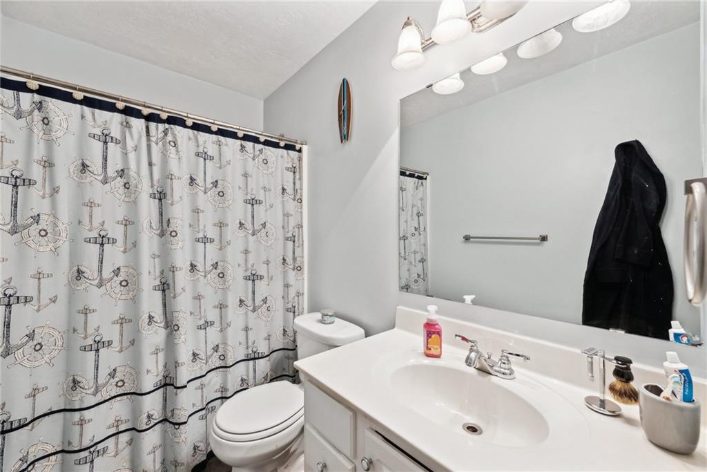 560 Adele Drive Irwin, PA 15642 - Photo 21 of 43