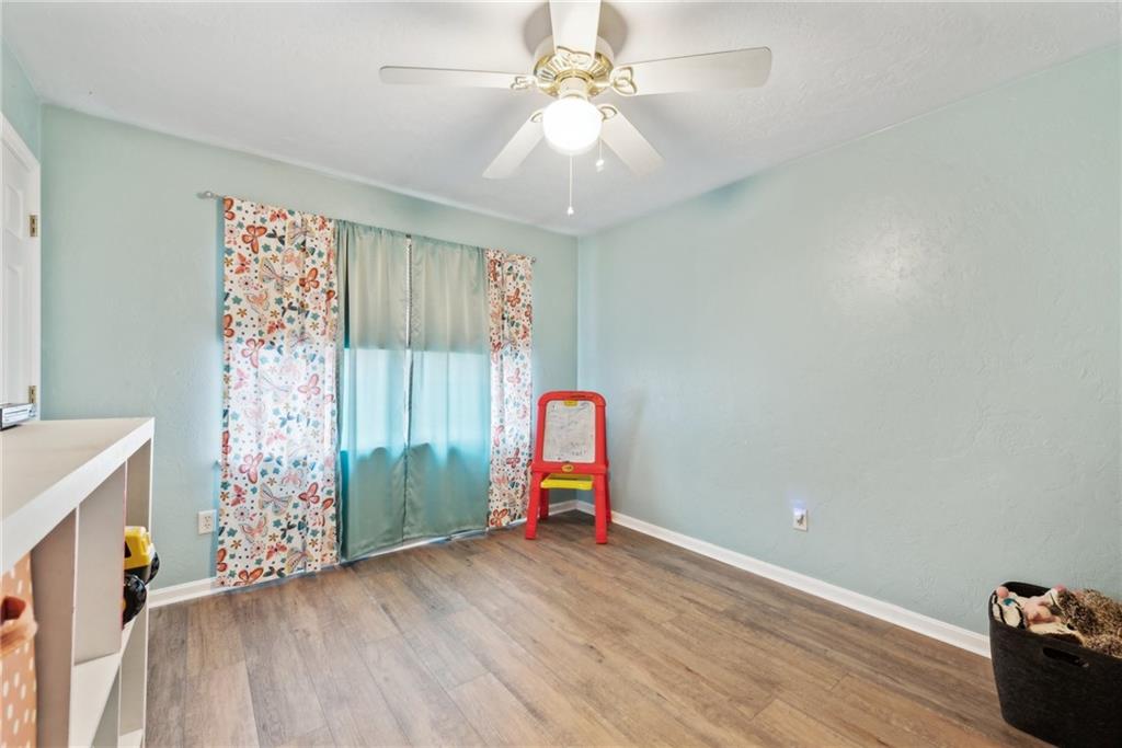 560 Adele Drive Irwin, PA 15642 - Photo 24 of 43