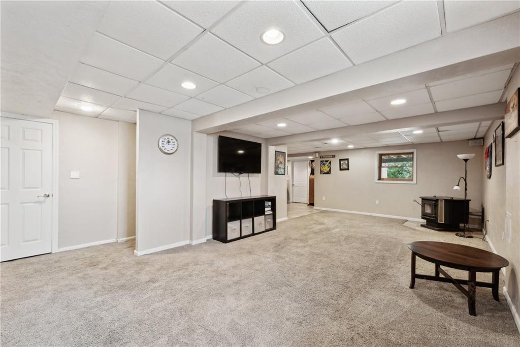 560 Adele Drive Irwin, PA 15642 - Photo 33 of 43