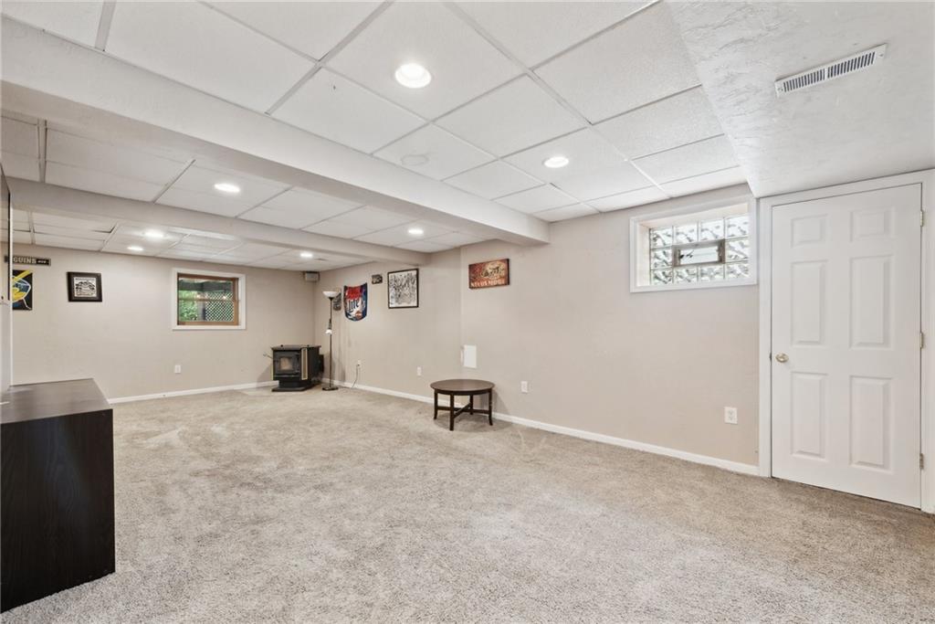 560 Adele Drive Irwin, PA 15642 - Photo 34 of 43