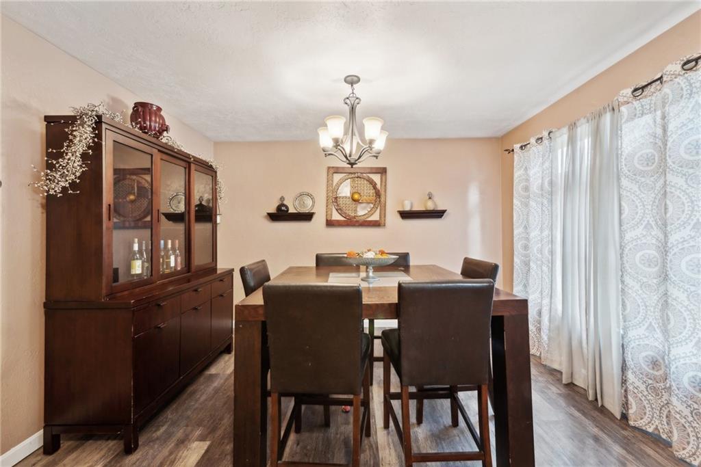 560 Adele Drive Irwin, PA 15642 - Photo 7 of 43