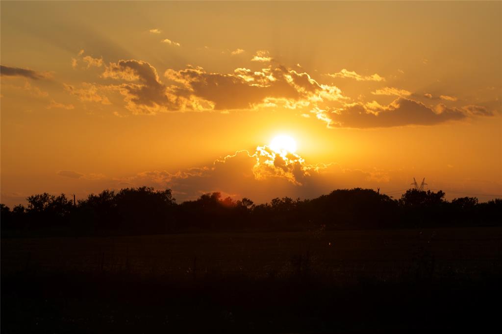 6482 County Road 321 Valley View, TX 76272 - Photo 33 of 40