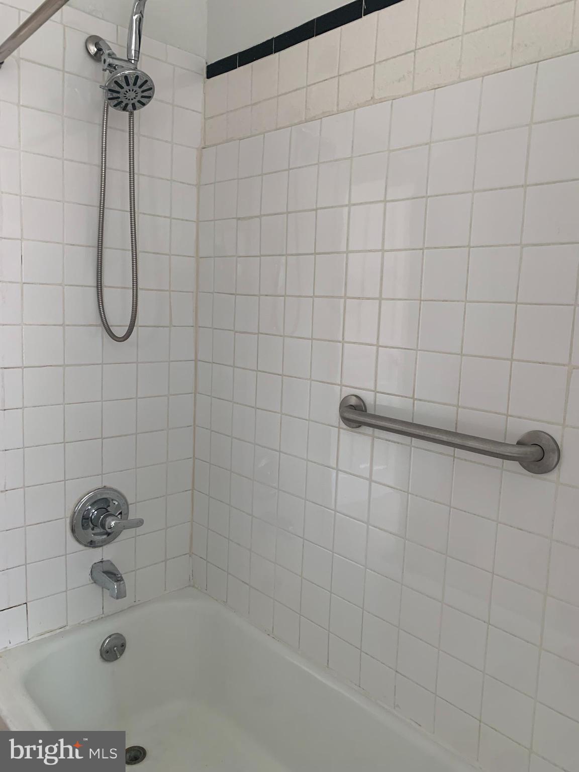 2129 Wakeling Street Philadelphia, PA 19124 - Photo 14 of 18