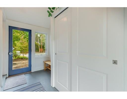 4 Robert Road Marblehead, MA 01945 - Photo 17 of 30 Gallery Image 17