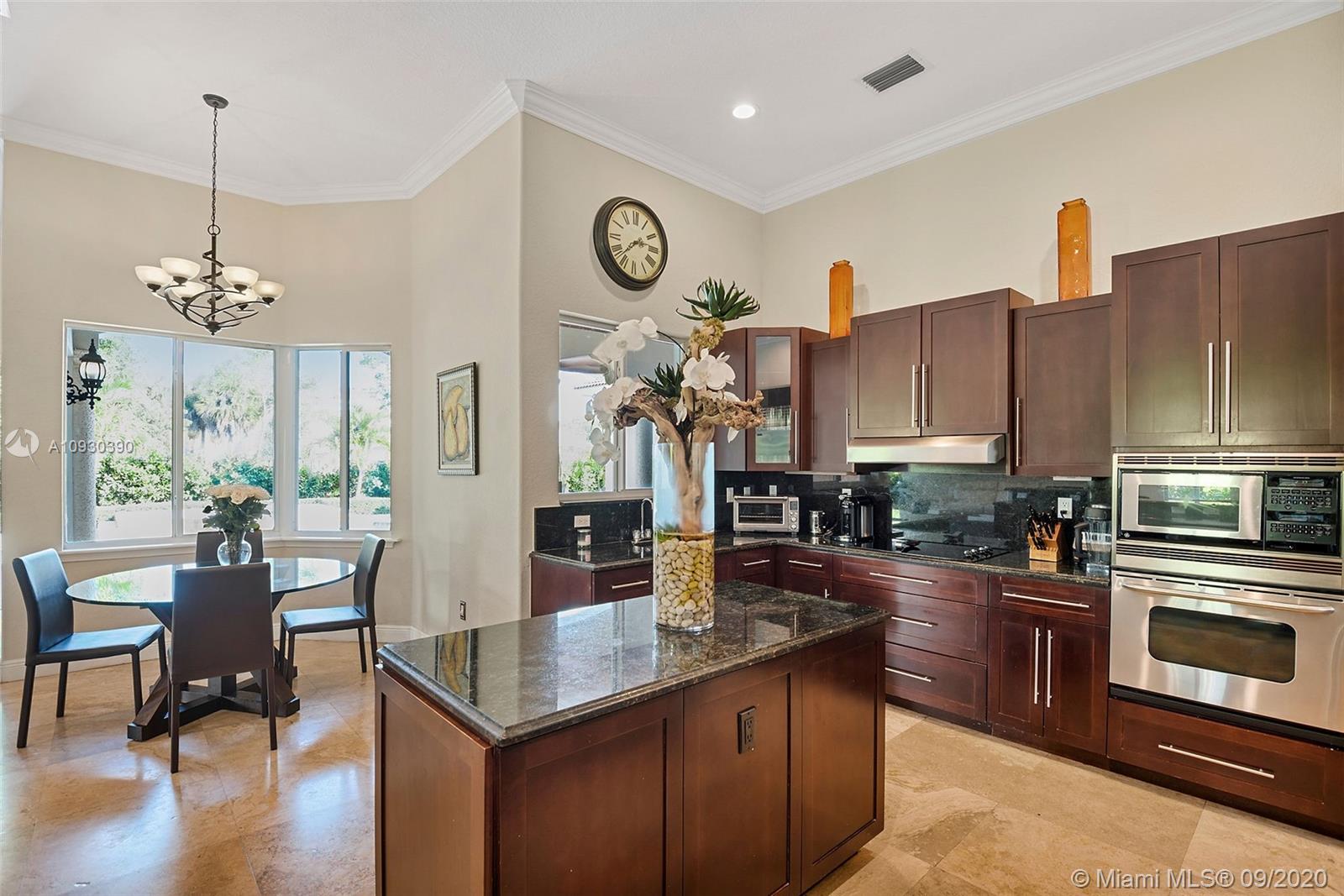 9401 Southwest 88th Court Miami, FL 33176 - Photo 13 of 45