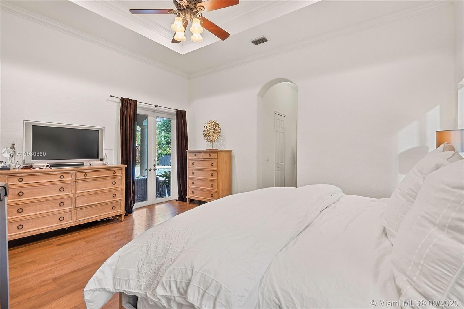9401 Southwest 88th Court Miami, FL 33176 - Photo 26 of 45
