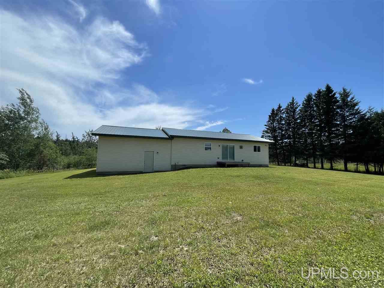 1248 17th Road Bark River, MI 49807 - Photo 8 of 34 Gallery Image 8