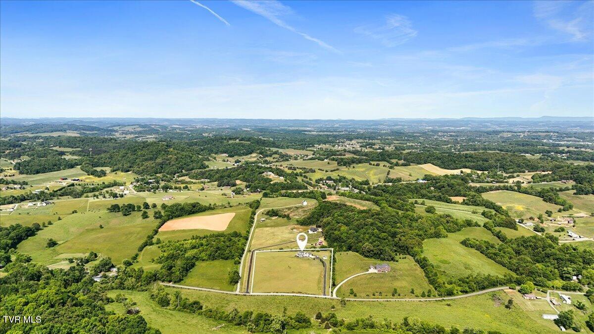 563 Mayberry Road Jonesborough, TN 37659 - Photo 93 of 95 91-DJI_20260505103917_0808_D