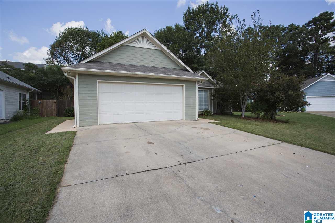 110 Cambridge Pointe Circle Alabaster, AL 35007 - Photo 1 of 32