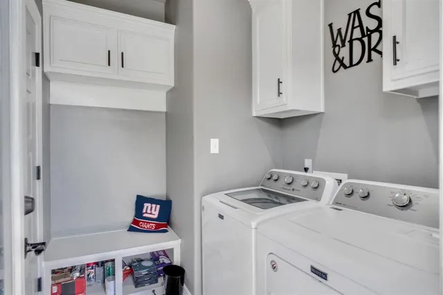 a view of outdoor space yard deck and patio