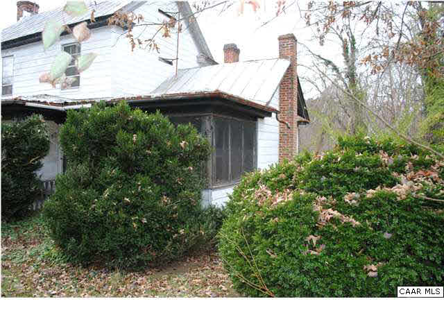 870 Black Cat Road Keswick, VA 22947 - Photo 17 of 18 a view of outdoor space and yard