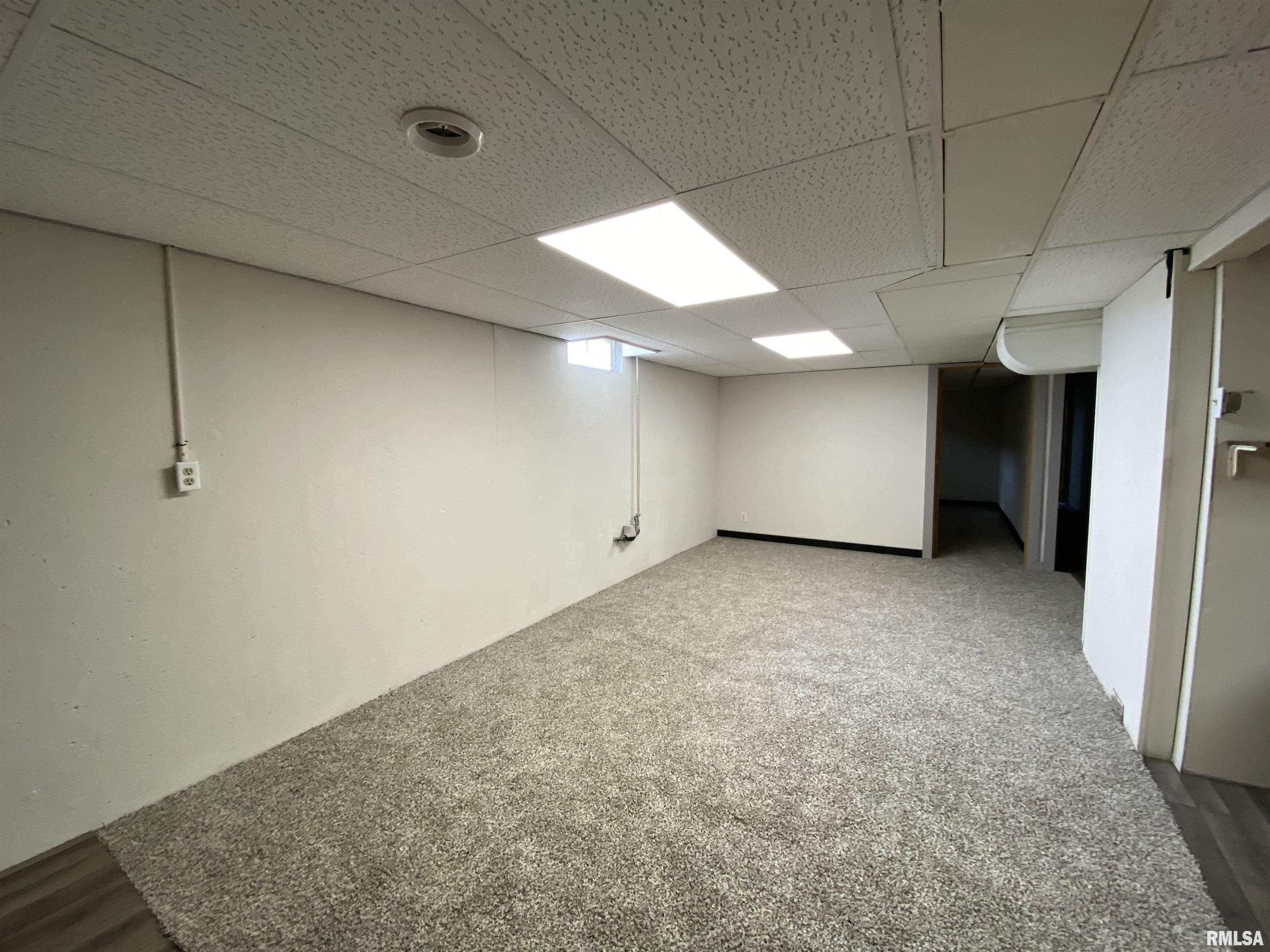 1106 East Murray Street Macomb, IL 61455 - Photo 33 of 48