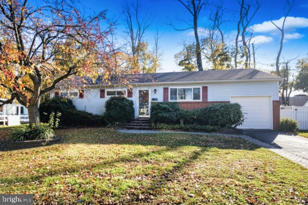 16 Amsterdam Road Hamilton, NJ 08620 - Photo 2 of 29