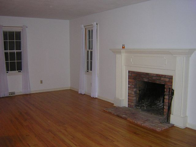 46 West Bayberry Road Bethlehem, NY 12077 - Photo 3 of 11 Photo 3