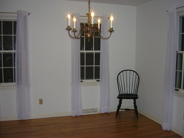 46 West Bayberry Road Bethlehem, NY 12077 - Photo 4 of 11 Photo 4