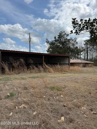 $160,000 | 2384 Highway 51, Winona, MS 38967