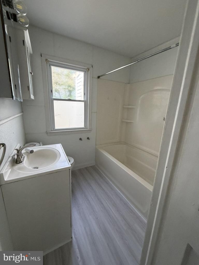 38 Hilldale Road Dover, DE 19901 - Photo 6 of 14 Full Bath