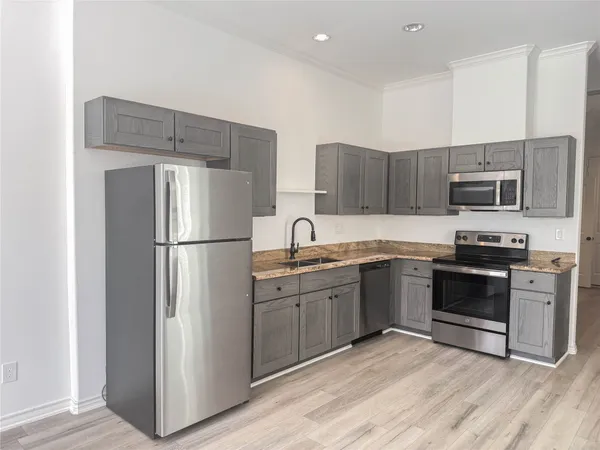 $1,800 | 3233 Real Street, Unit A, Houston, TX 77087