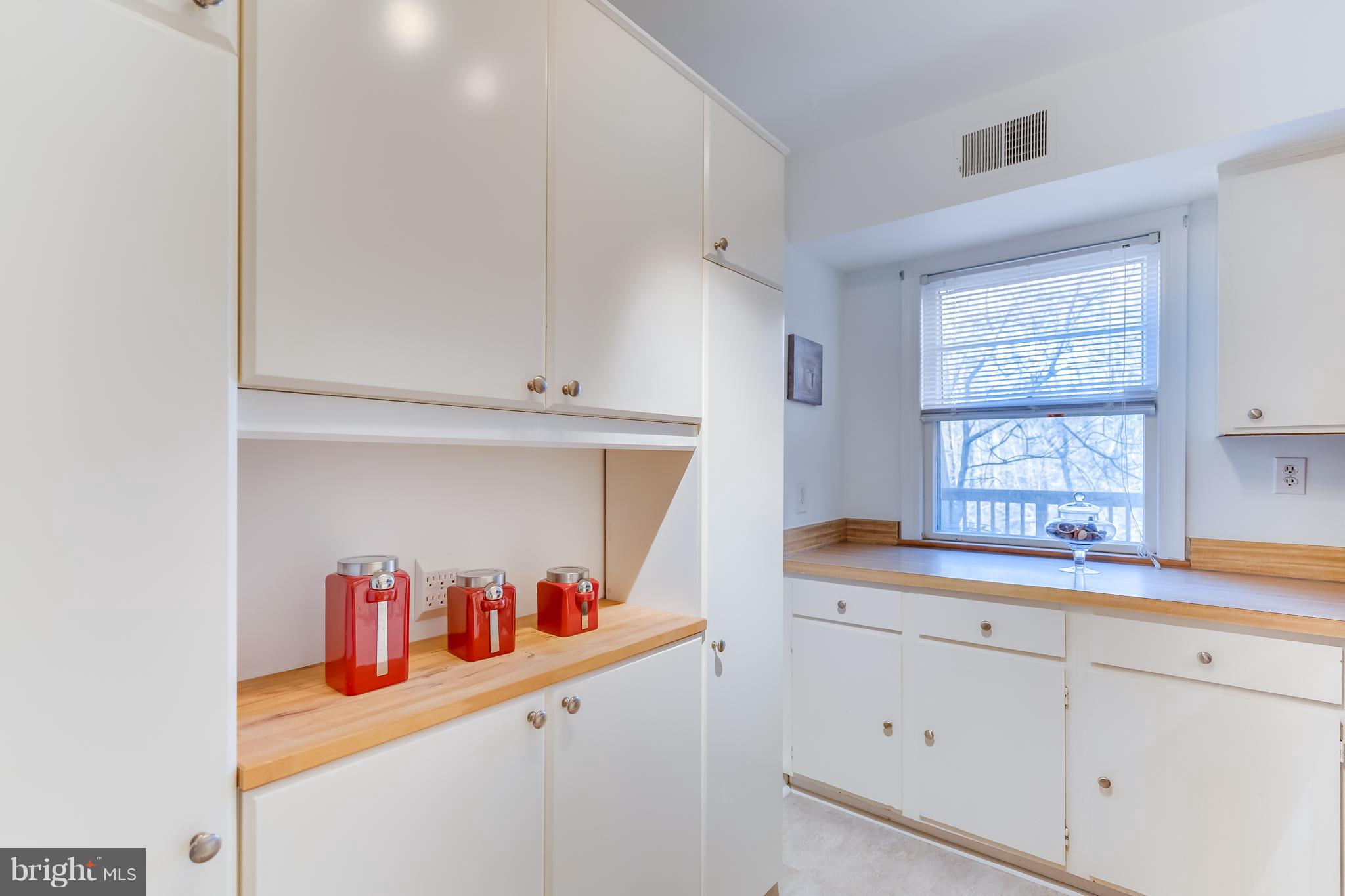 8526 Bradford Road, Unit 47 Silver Spring, MD 20901 - Photo 11 of 31